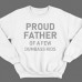 Свитшот в подарок для папы с надписью "Proud father of a few dumbass kids" ("Гордый отец нескольких засранцев")